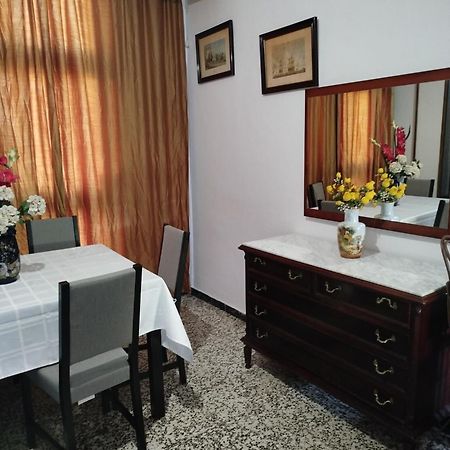 Apartamento Acogedor Seville Luaran gambar