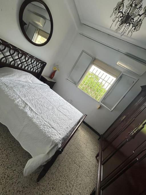 Apartamento Acogedor Seville Luaran gambar