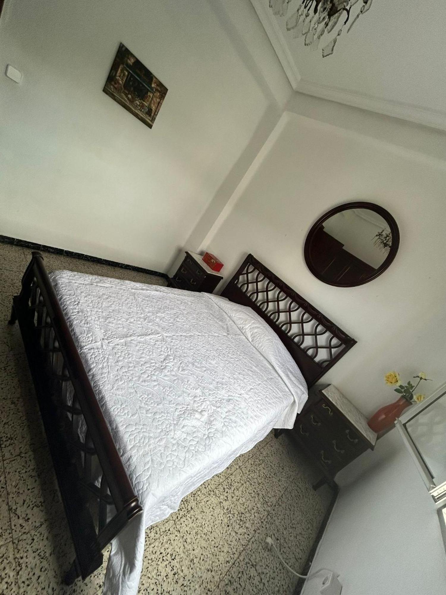 Apartamento Acogedor Seville Luaran gambar