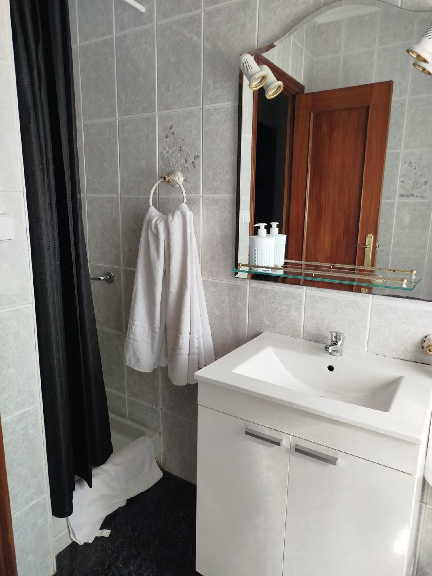 Apartamento Acogedor Seville Luaran gambar